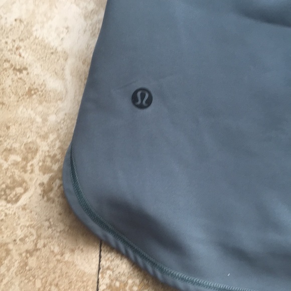 NWT Lululemon on the fly skirt BLUC - Picture 6 of 8